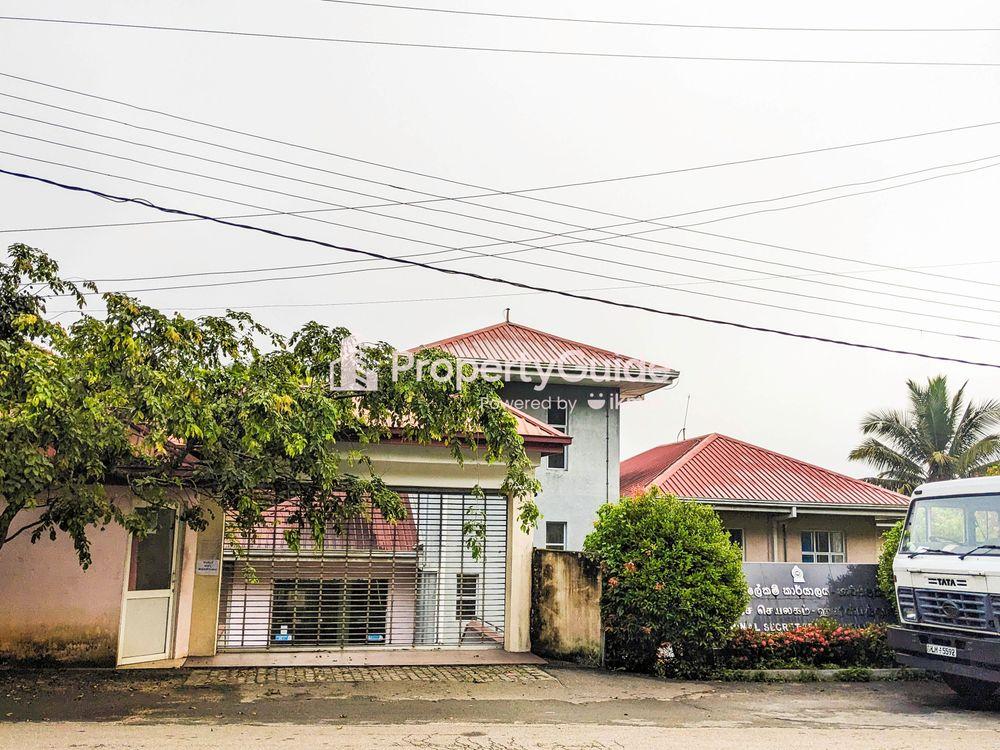 divisional secretariat harispattuwa Image