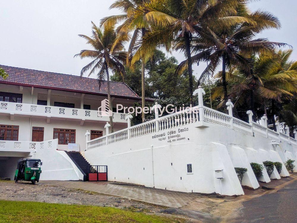 udunuwara hathnagoda rajamaha viharaya Image