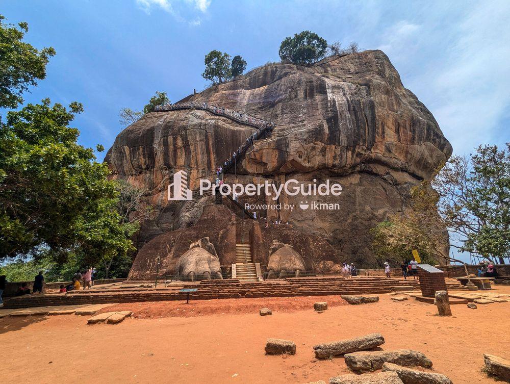 sigiriya rock படம்