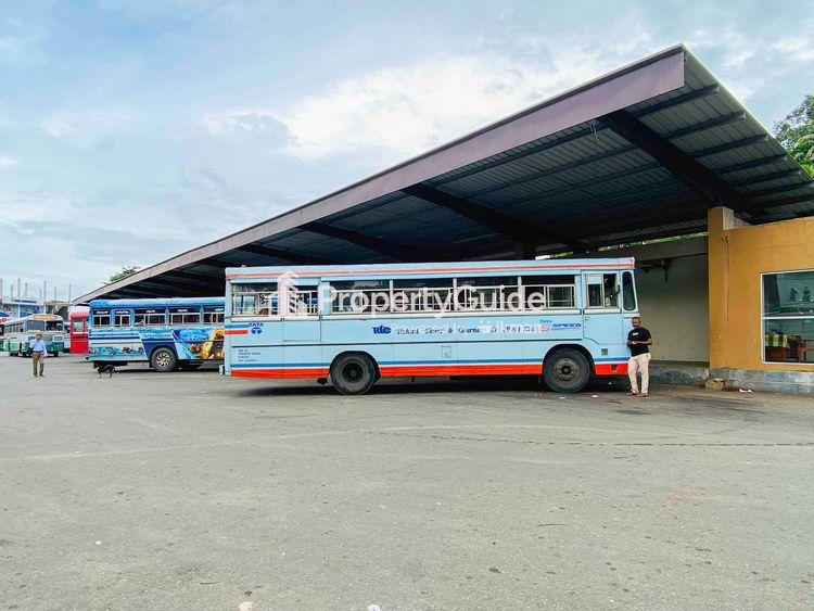 baddegama-bus-stand Image