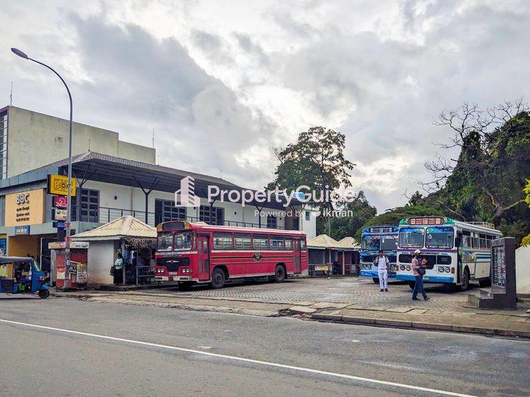 bus station hatharaliyadda படம்