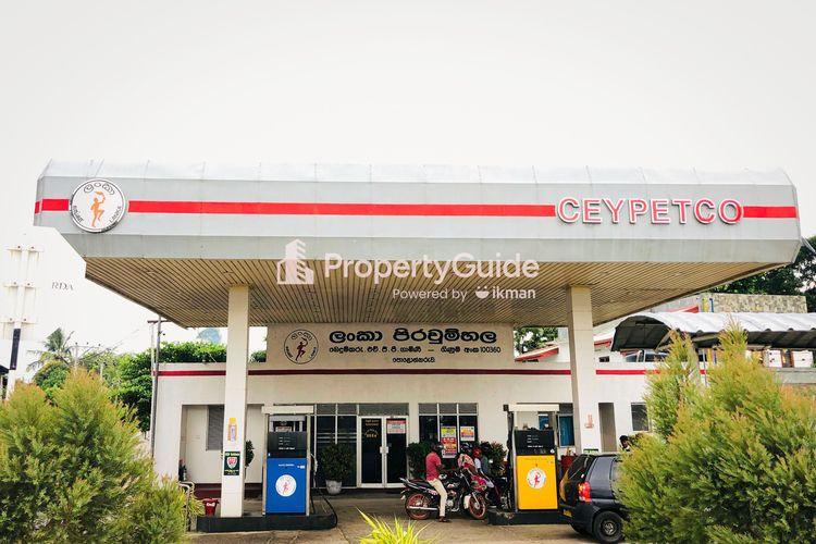 ceypetco filling station polonnaruwa ඡායාරූපය