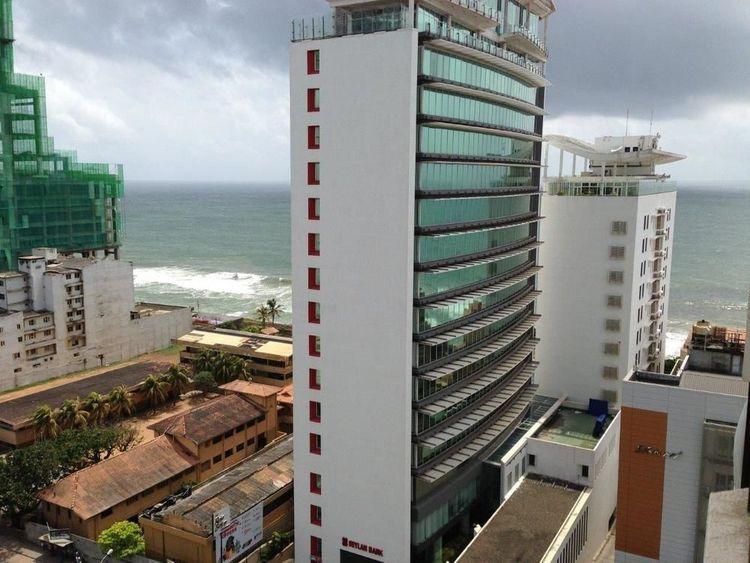 Crescat Residencies Apartment in Colombo 3