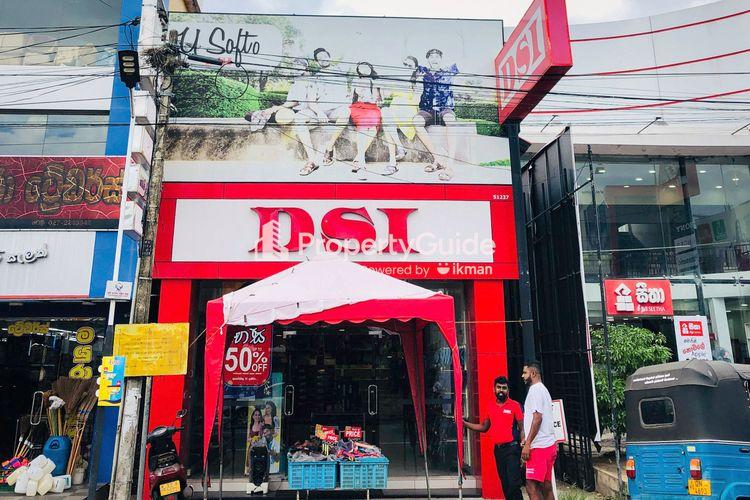 dsi outlet hingurakgoda ඡායාරූපය