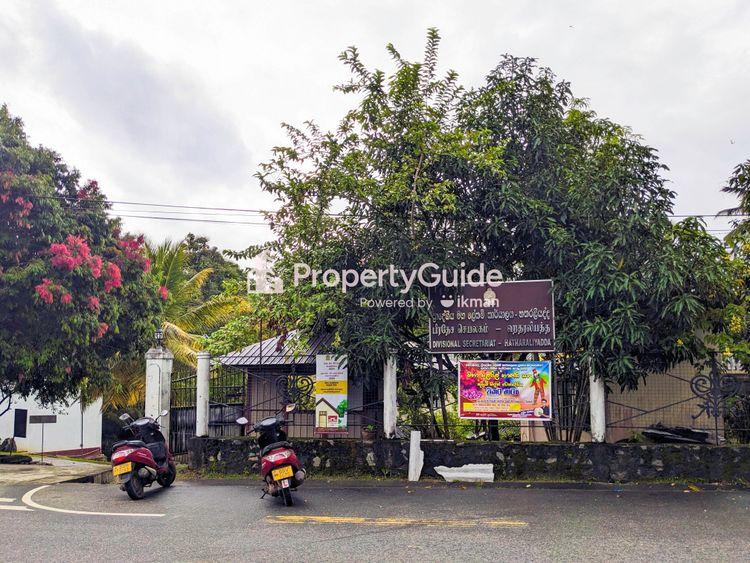 හතරලියද්ද Property Guide