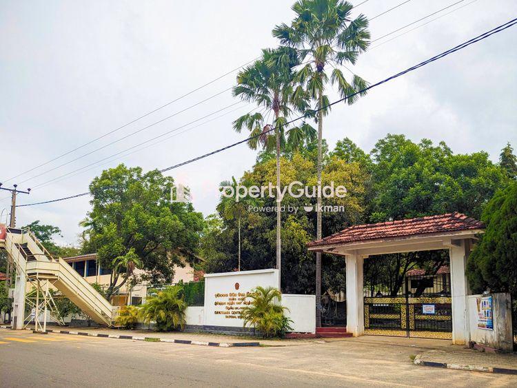 isipathana maha vidyalaya bamunakotuwa படம்