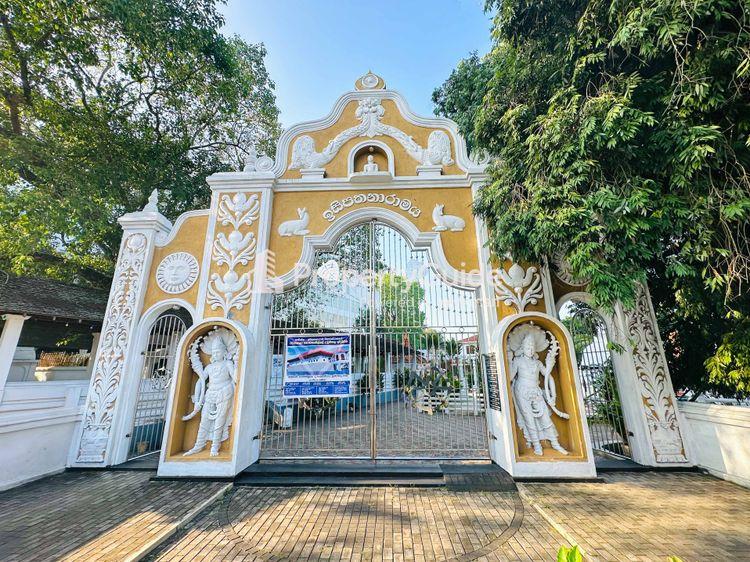 isipathanaramaya Image