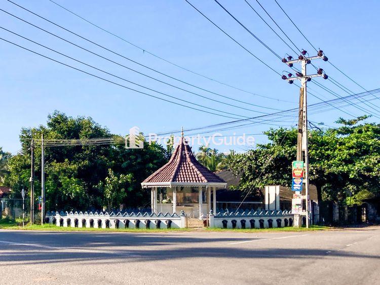 කටාන Property Guide