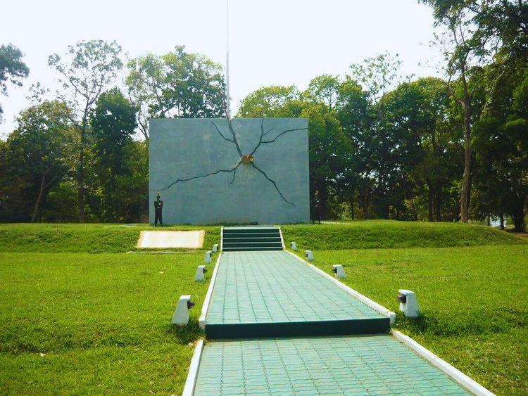kilinochchi-war-memorial படம்