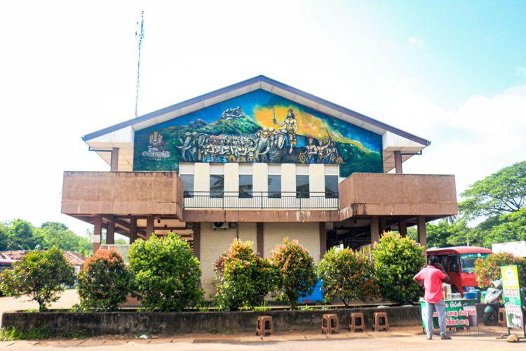 main-bus-stand-anamaduwa படம்