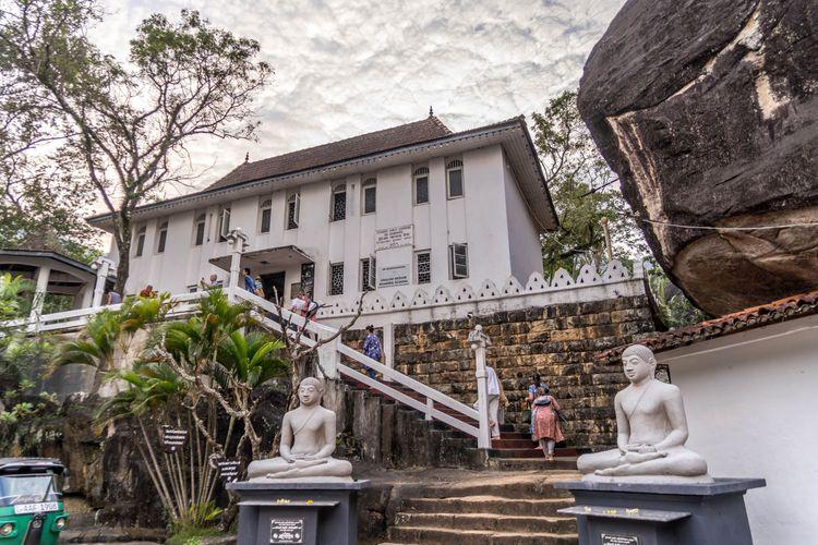 matale-aluvihare-rock-temple படம்