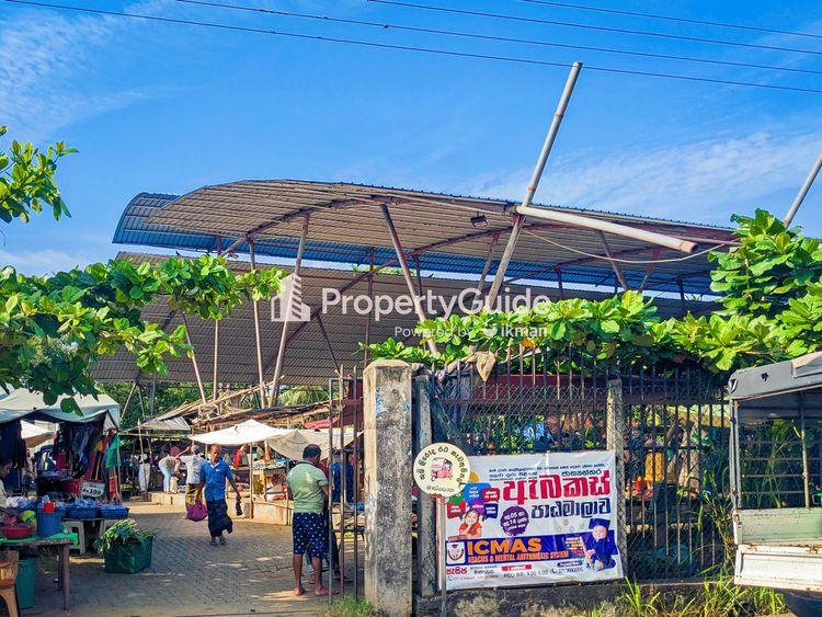 මාස්පොත Property Guide