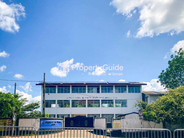 sri chandrajothi maha vidyalaya yakkala ඡායාරූපය