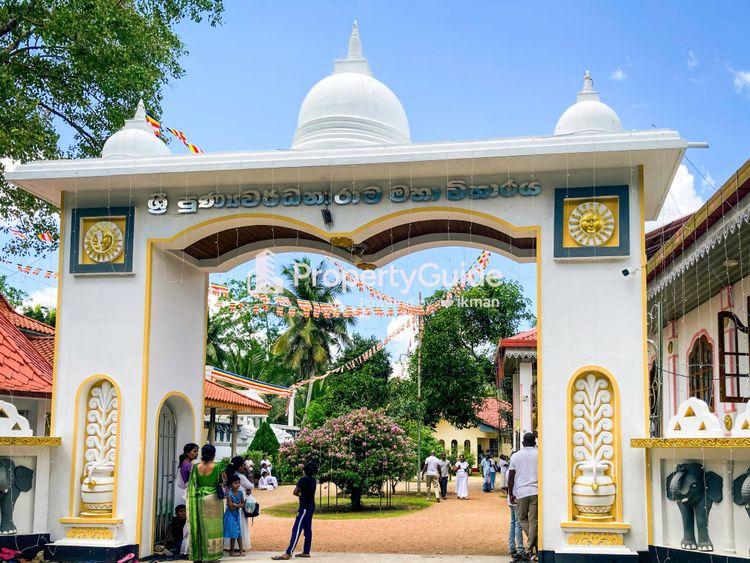 sri punyawardhanarama maha viharaya dompe படம்