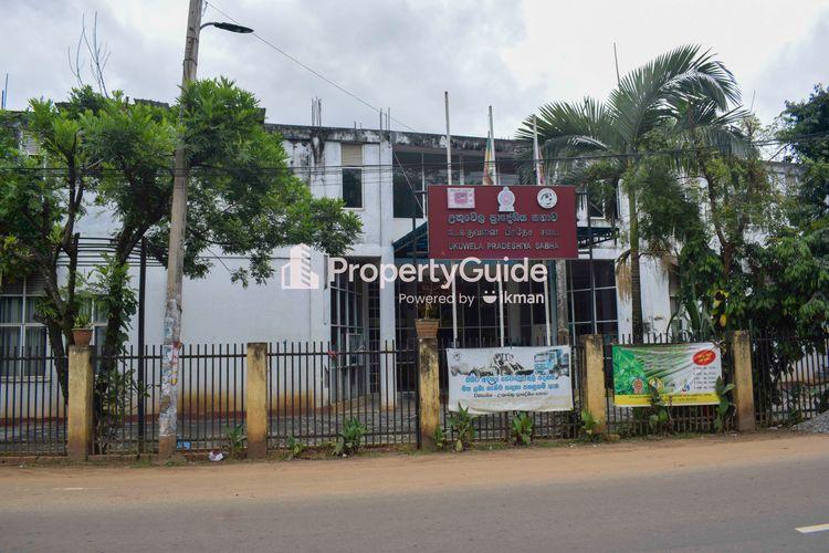 ukuwela-pradeshiya-sabhawa படம்