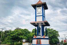 clock tower medirigiriya මැදිරිගිරිය