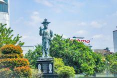 sri-parakumba-peace-park Kotte