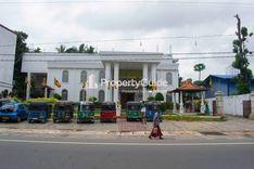 the-grand-chariot-hotel-galigamuwa கலிகமுவ